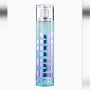 Milk Makeup Hydro Grip Set + Refresh Sprayhydrating setting spray